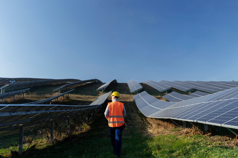 servicios_auxiliares_solar